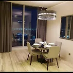 Luxury Towers Apartment In Downtown